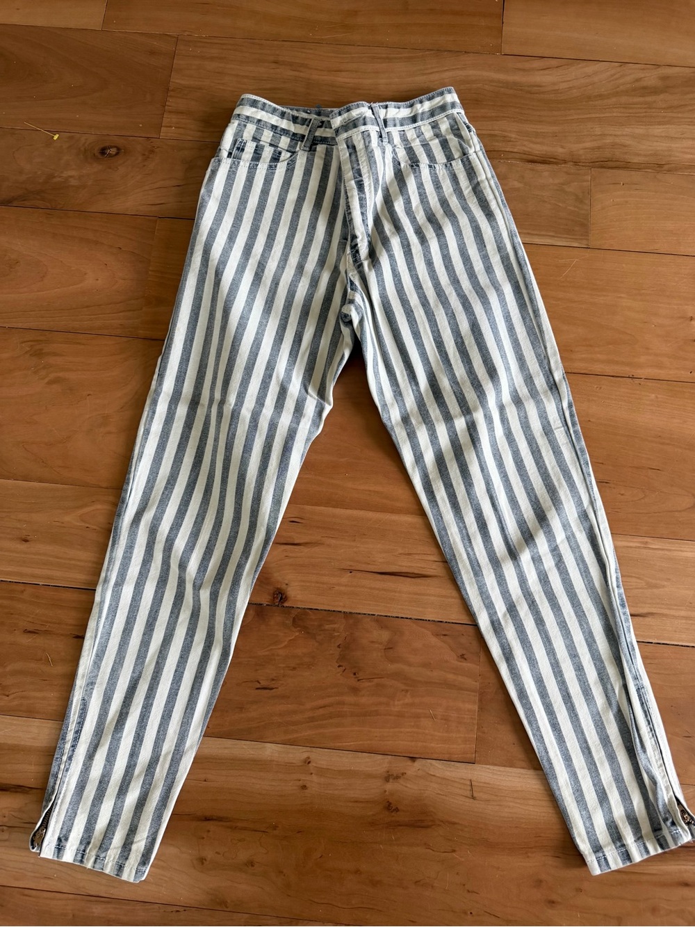 Vintage Guess Georges Marciano Women 28 Jeans Stripe Grey White Logo USA Y2K 90s